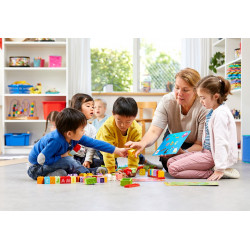 Actividad con Letras Lego Duplo en Infantil