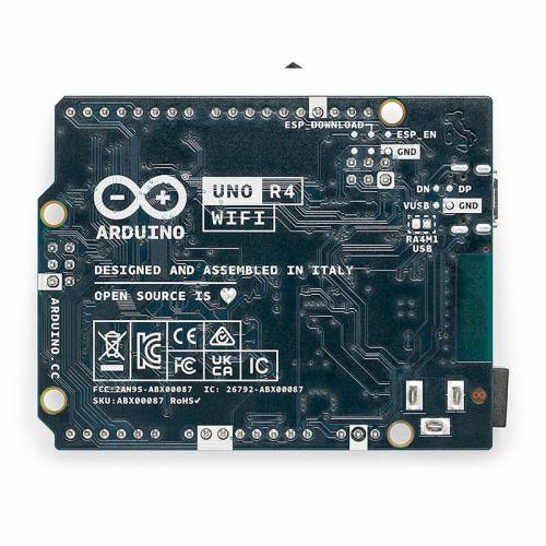 Trasera de la placa Arduino UNO Wifi R4