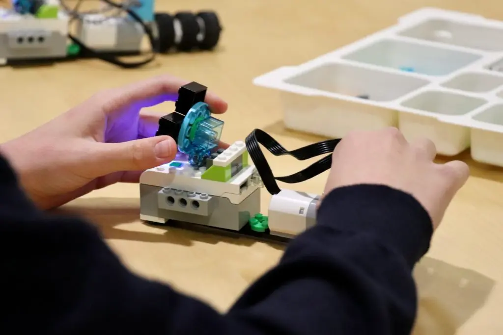 Programación y resolución de problemas primaria